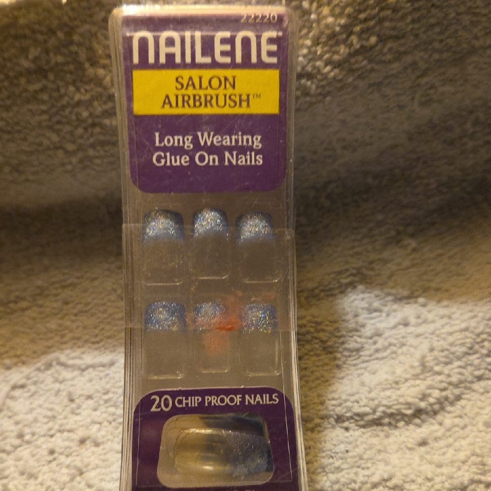 Nailene Salon Airbrush Glue-On Nails
